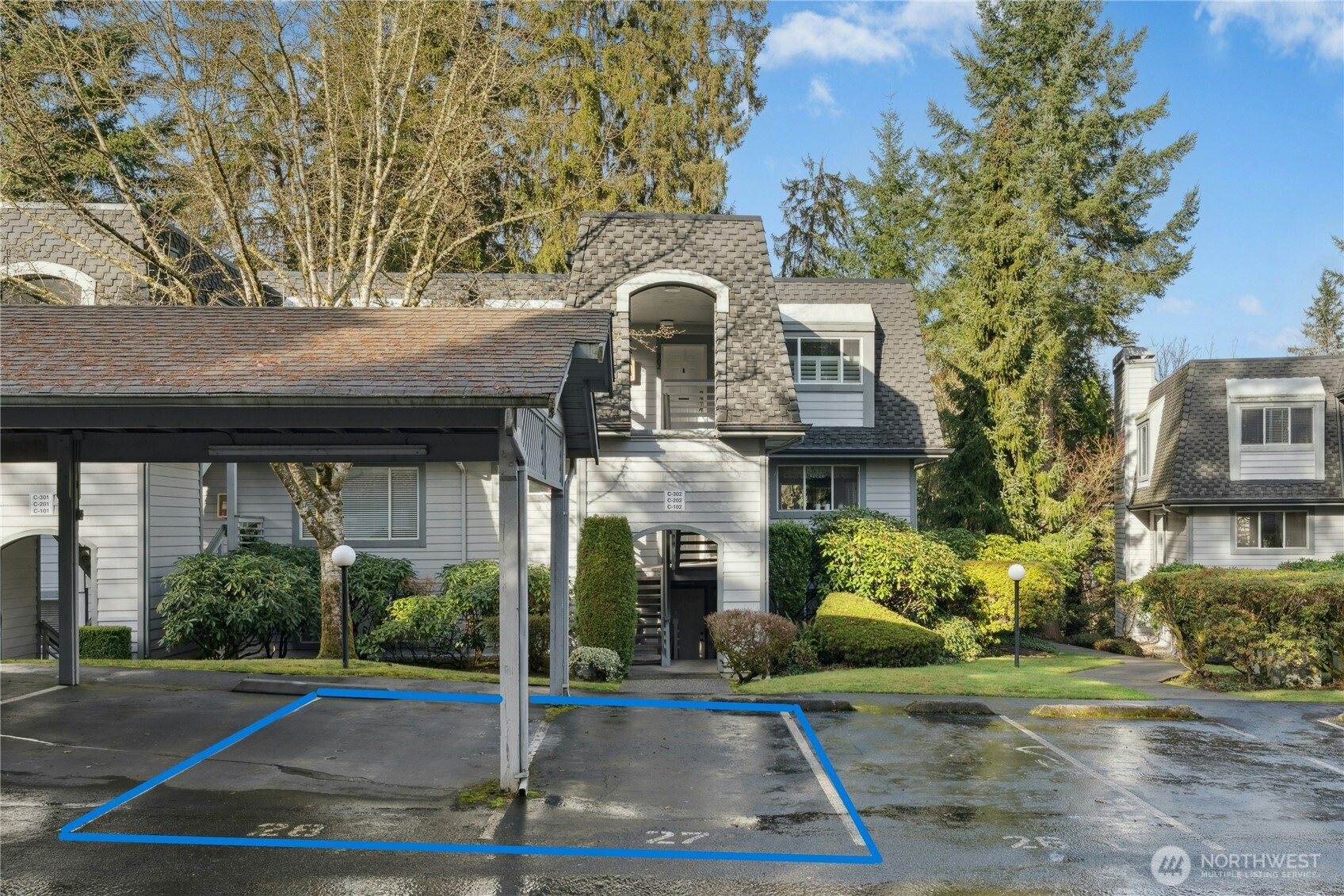 9904 NE 142nd Place, Kirkland, WA 98034