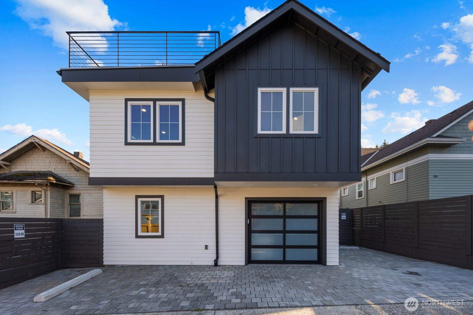 1004 N 48th Street, Seattle, WA 98103