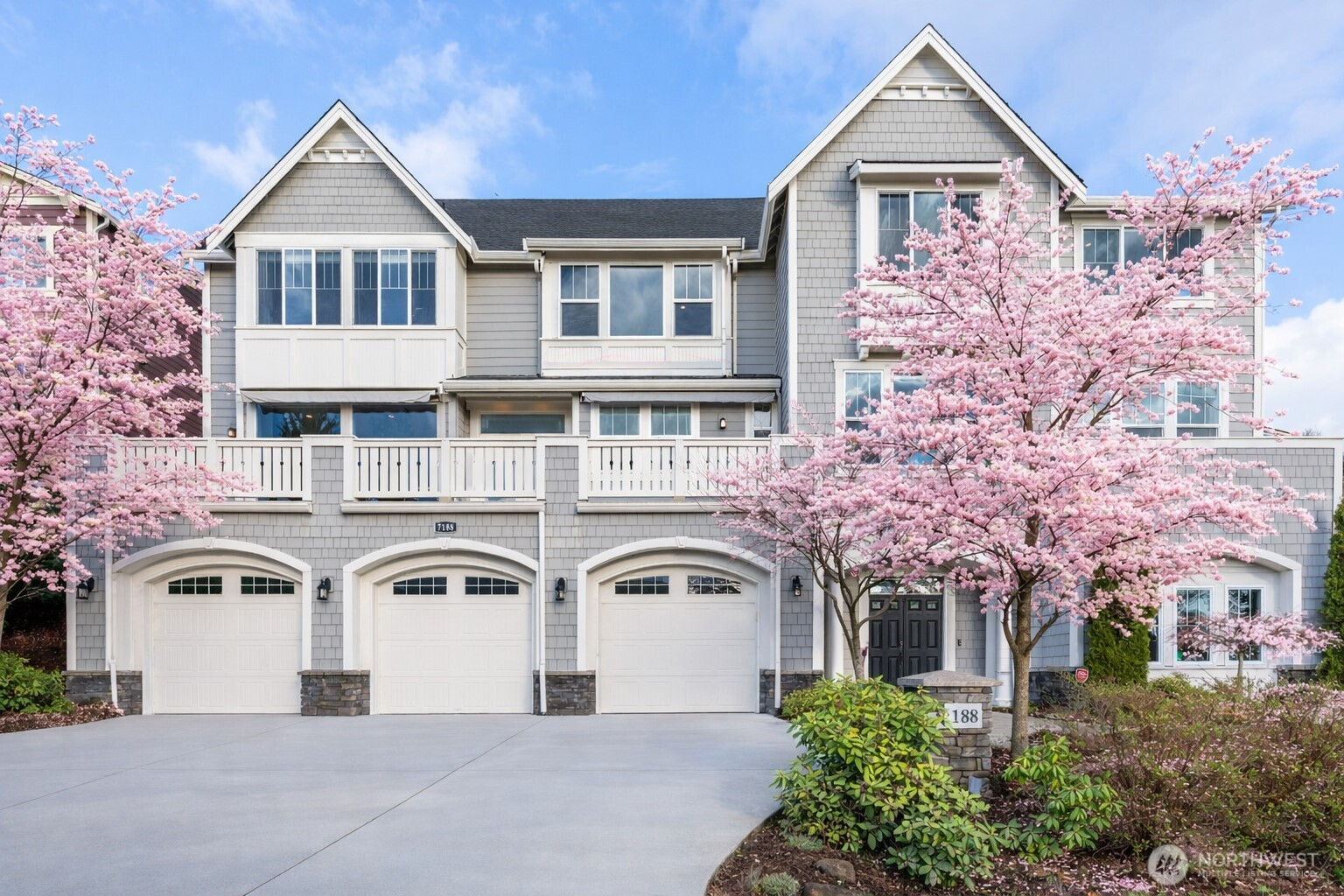 7188 169th Ave SE, Bellevue, WA 98006