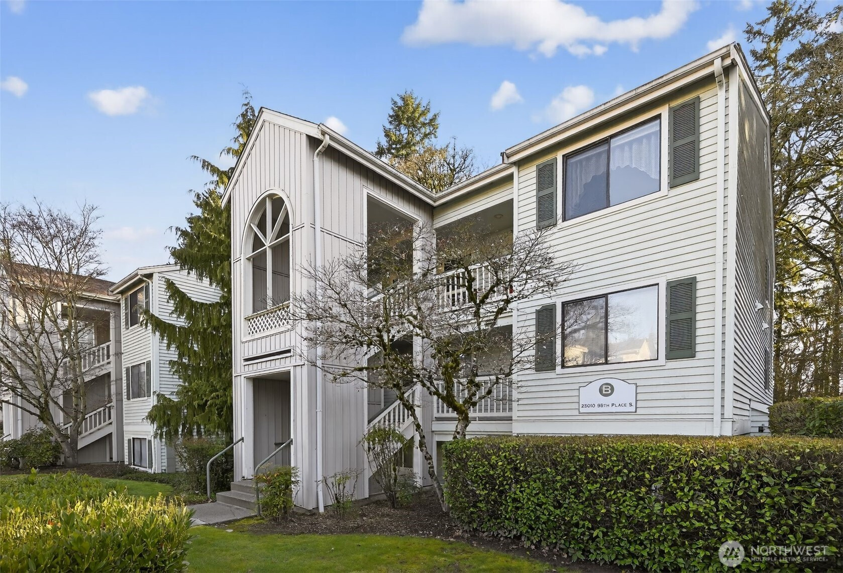 25131 98th Place S, Kent, WA 98030