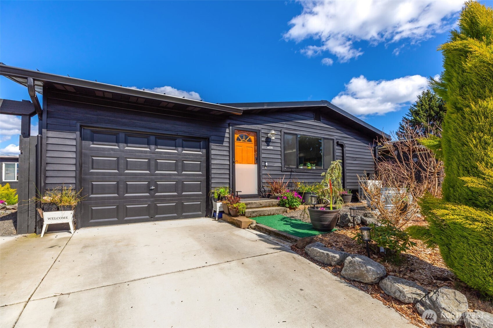 12802 SE 202 Place, Kent, WA 98031