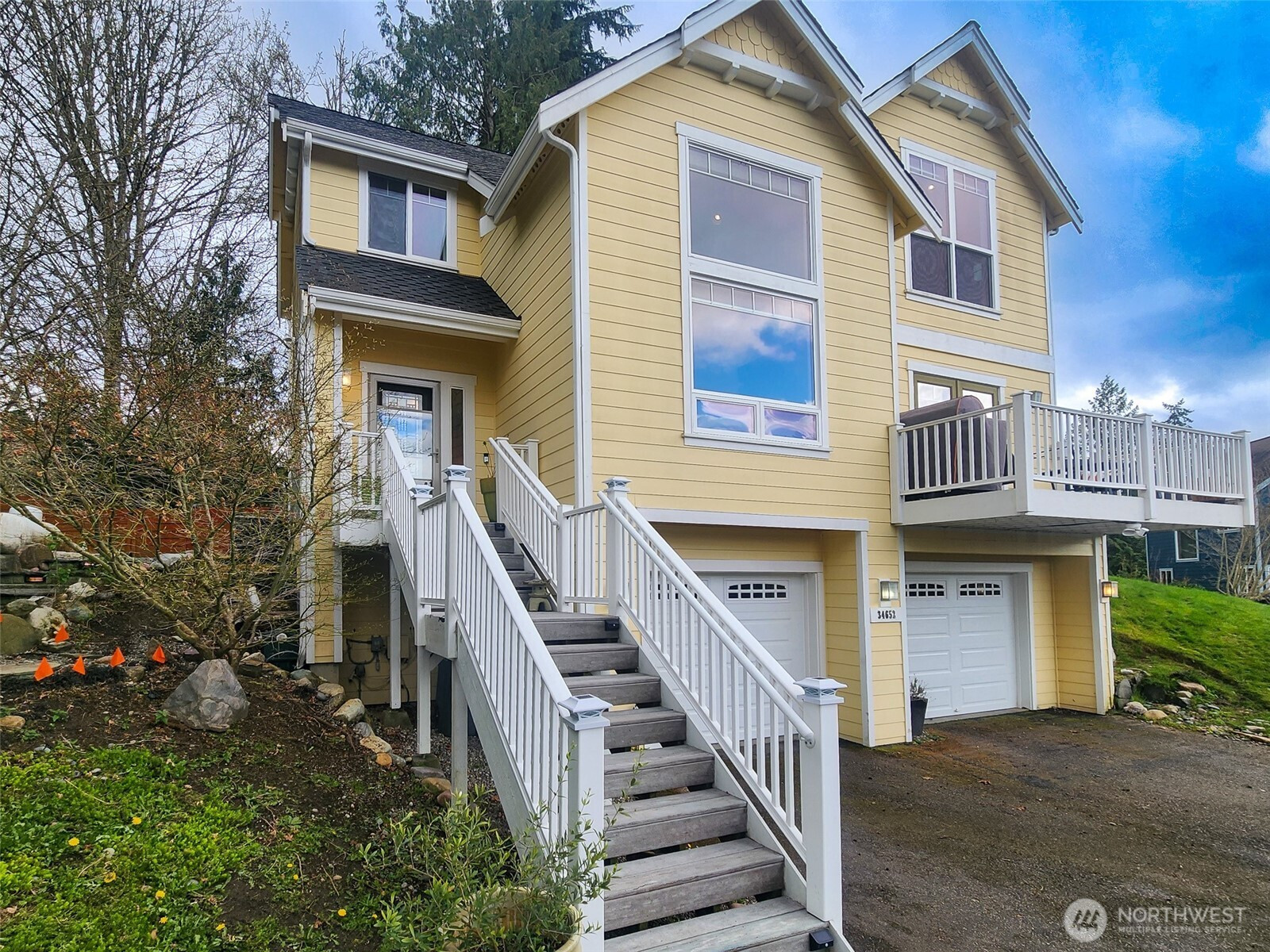 34652 Hood Canal Drive NE, Kingston, WA 98346