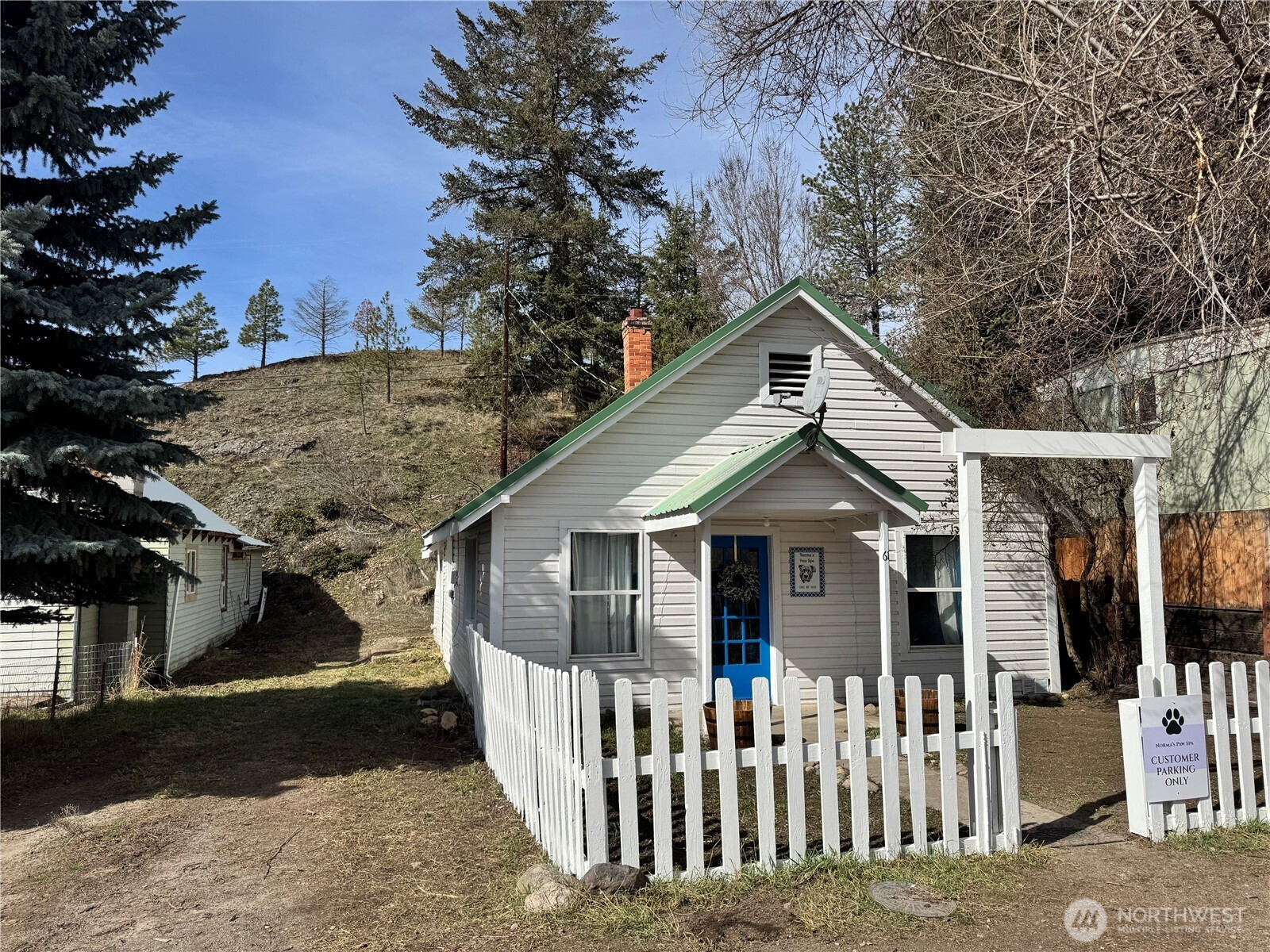 61 N Kean Street, Republic, WA 99166