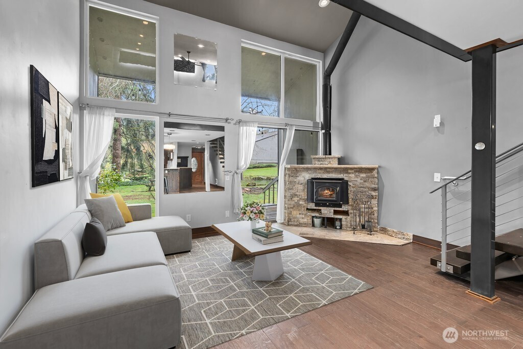 6525 139th Place NE, Redmond, WA 98052