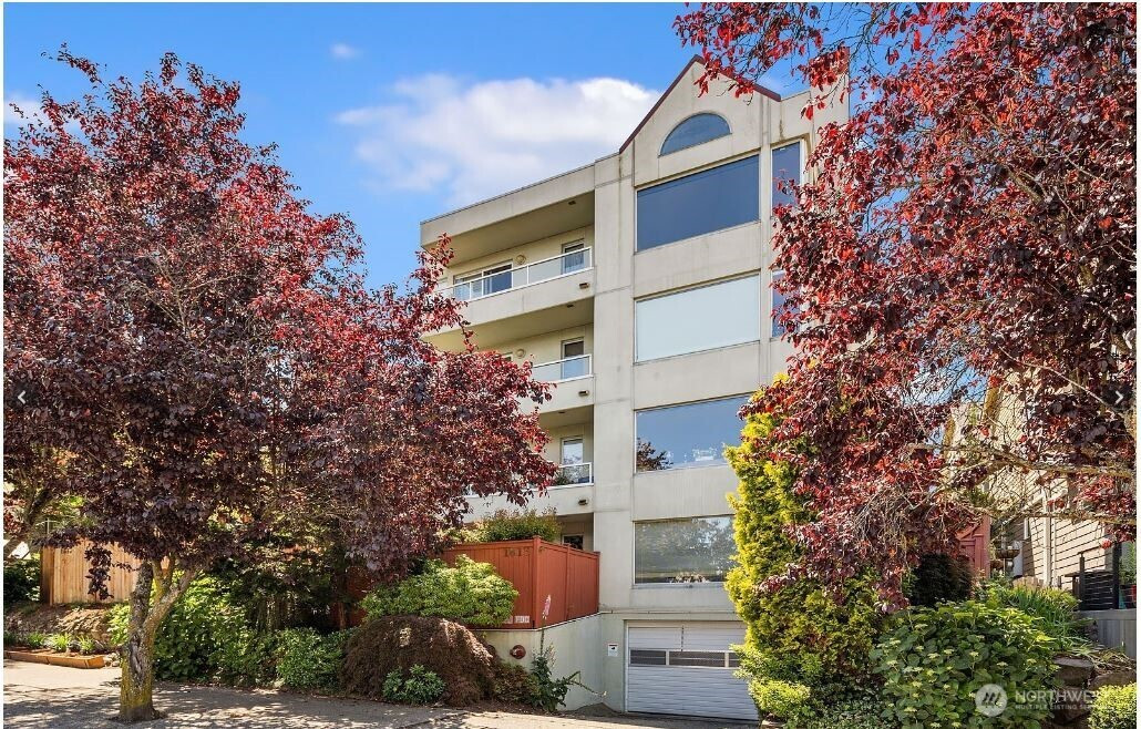 1613 California Avenue SW, Seattle, WA 98116