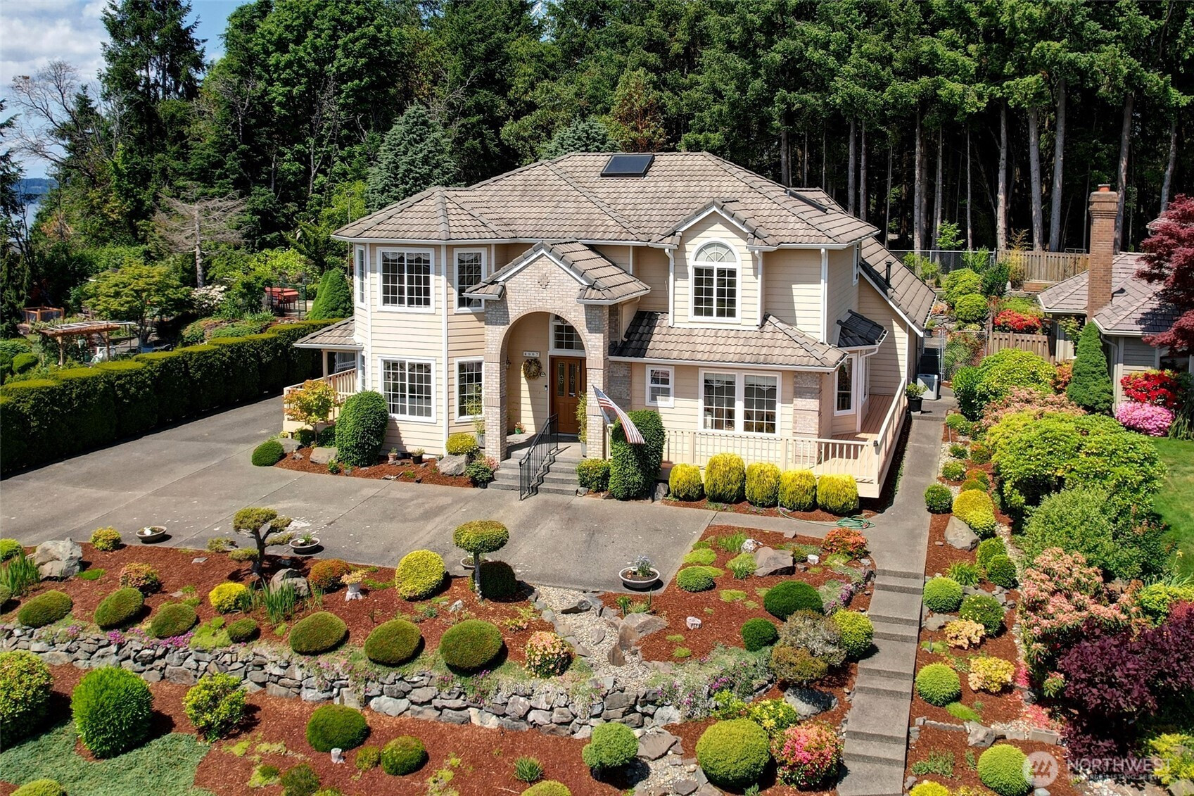 2907 Narrows Place, Tacoma, WA 98407