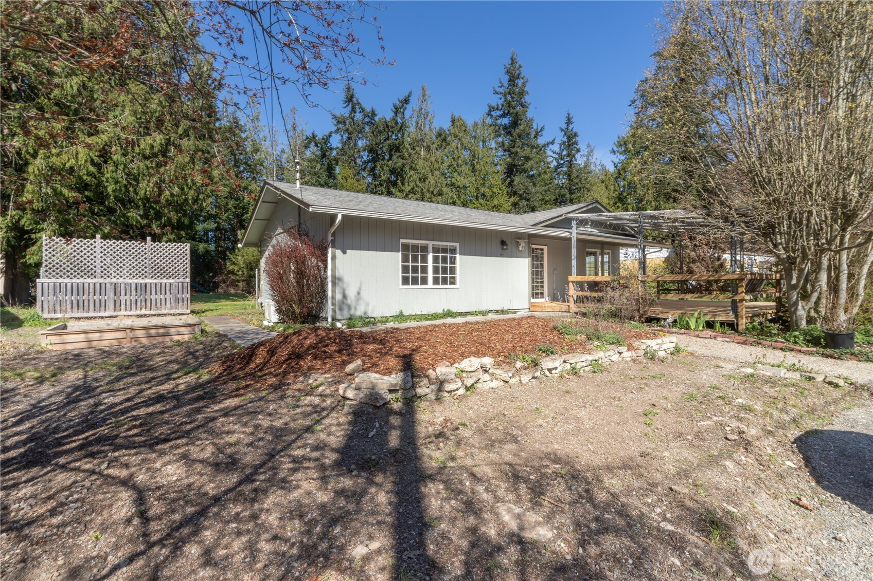 21 Glen Avenue, Chimacum, WA 98325