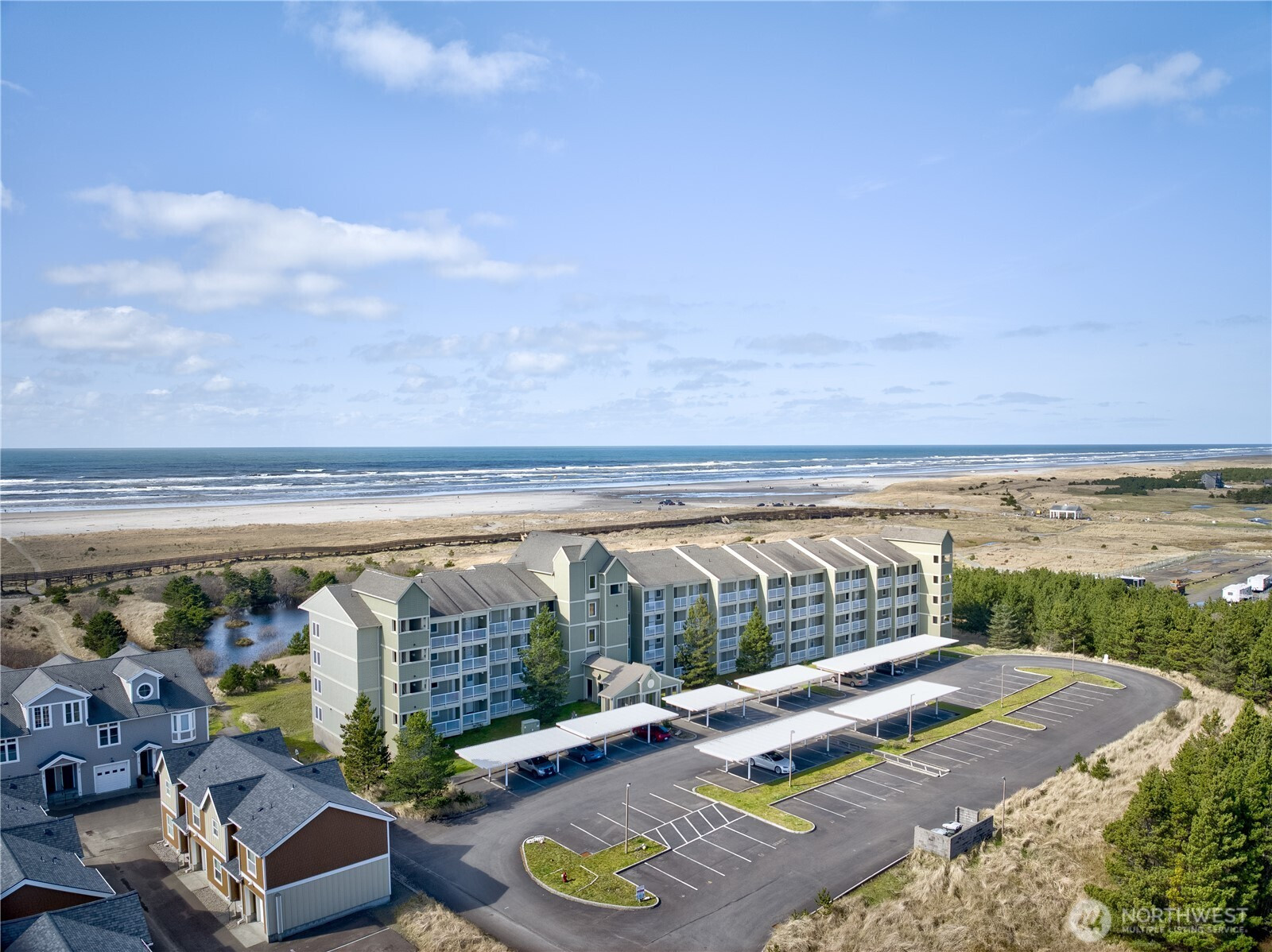 501 Shoreview Dr S, Long Beach, WA 98631