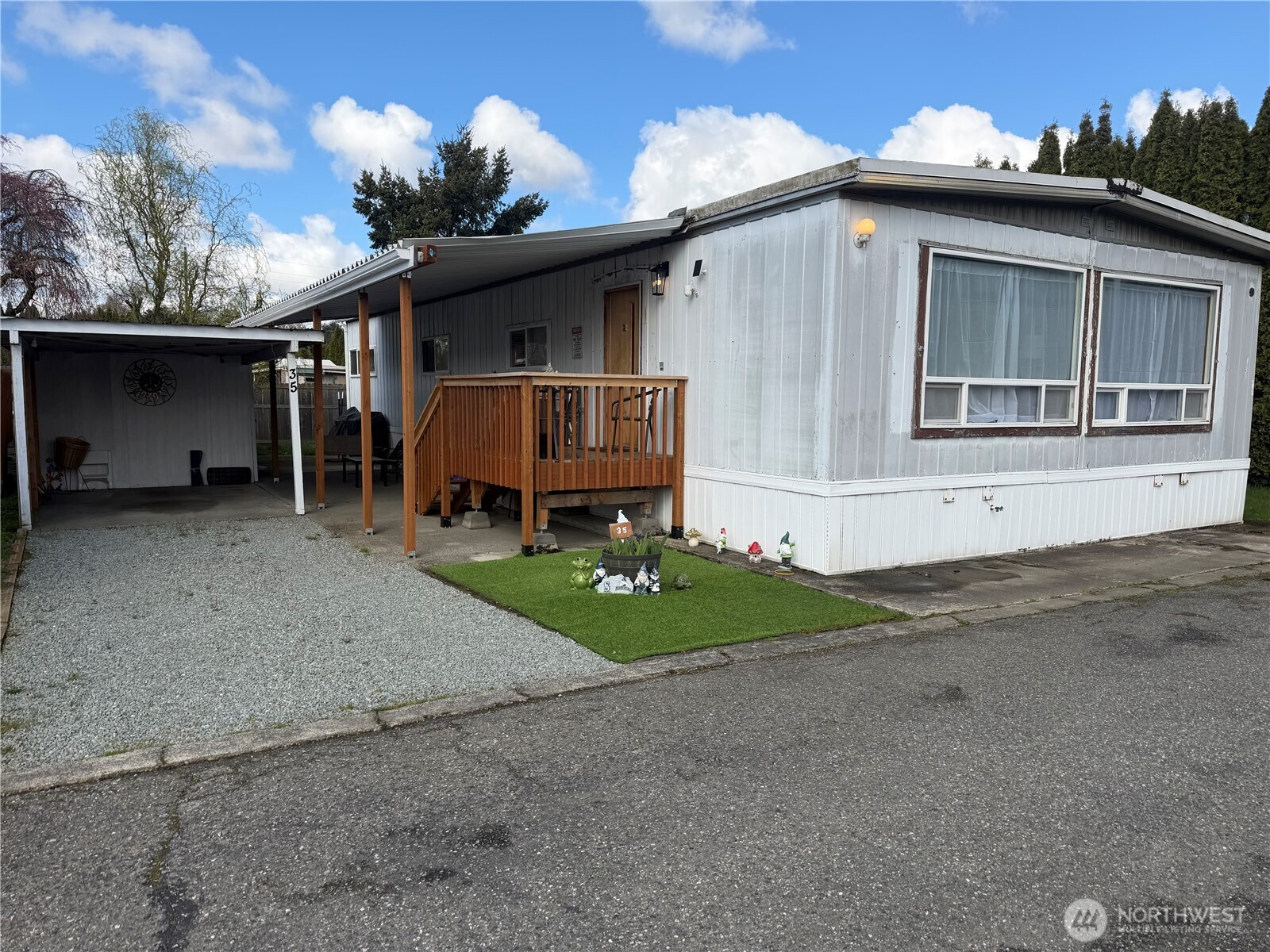 2522 Old Highway 99 S, Mount Vernon, WA 98273