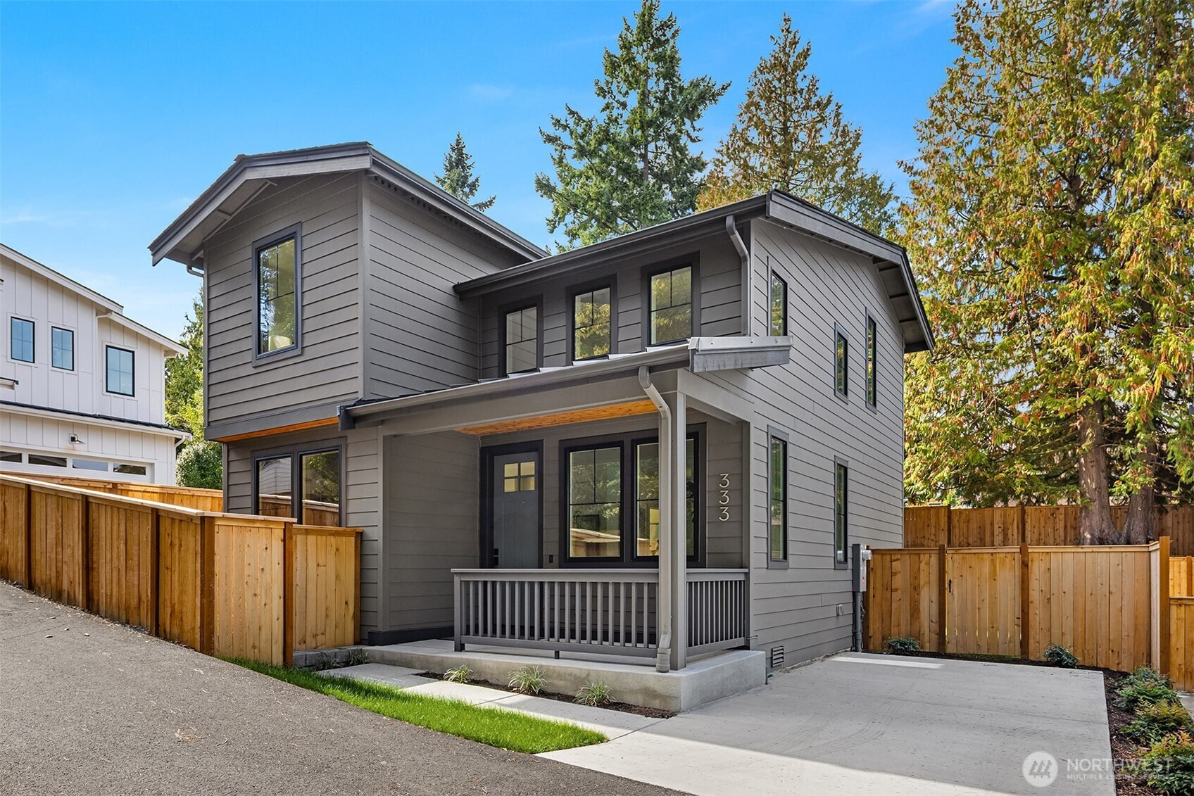 333 18th Avenue, Kirkland, WA 98033