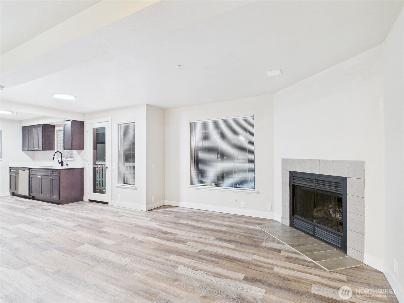 29645 18th Avenue S, Federal Way, WA 98003