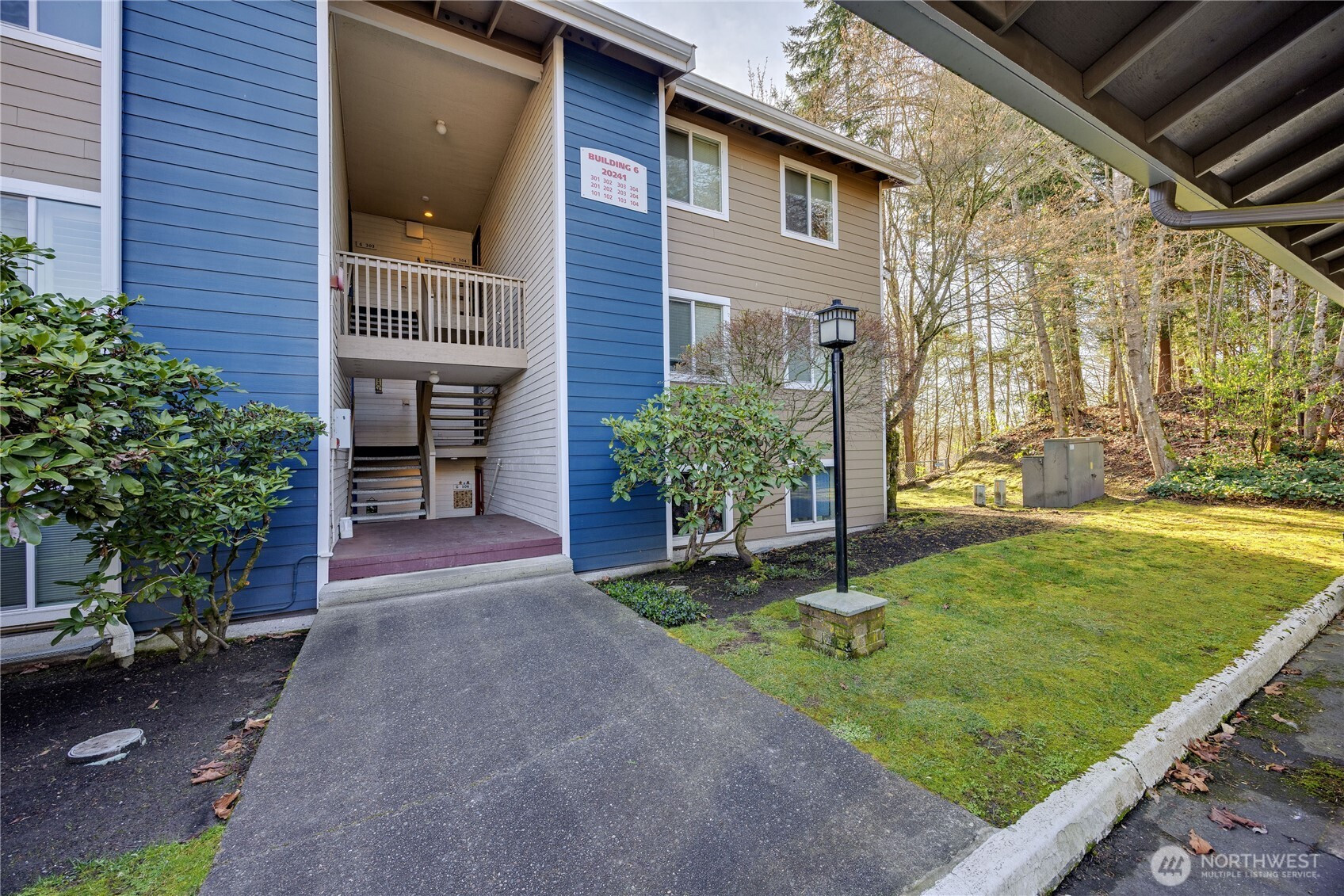 20241 NE Vikings Crest Loop, Poulsbo, WA 98370