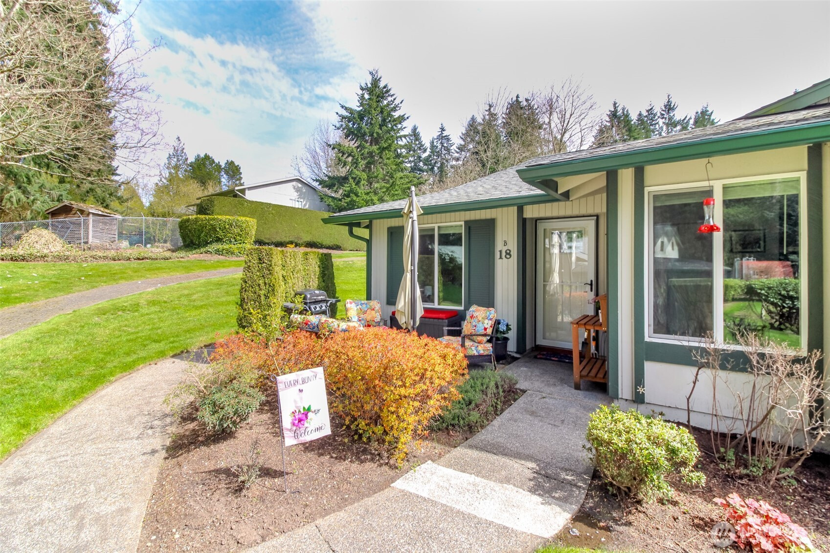 527 S 323rd Place, Federal Way, WA 98003