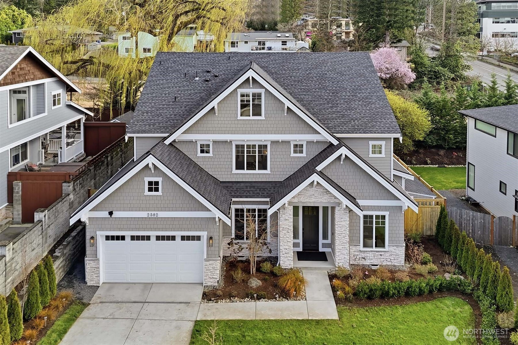 2582 136th Lane SE, Bellevue, WA 98005