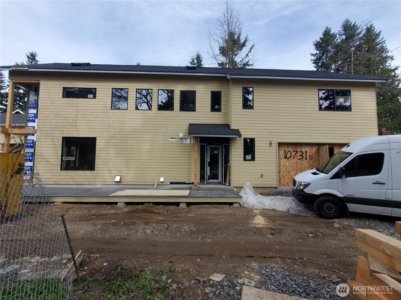 10731 B 17th Avenue NE, Seattle, WA 98125