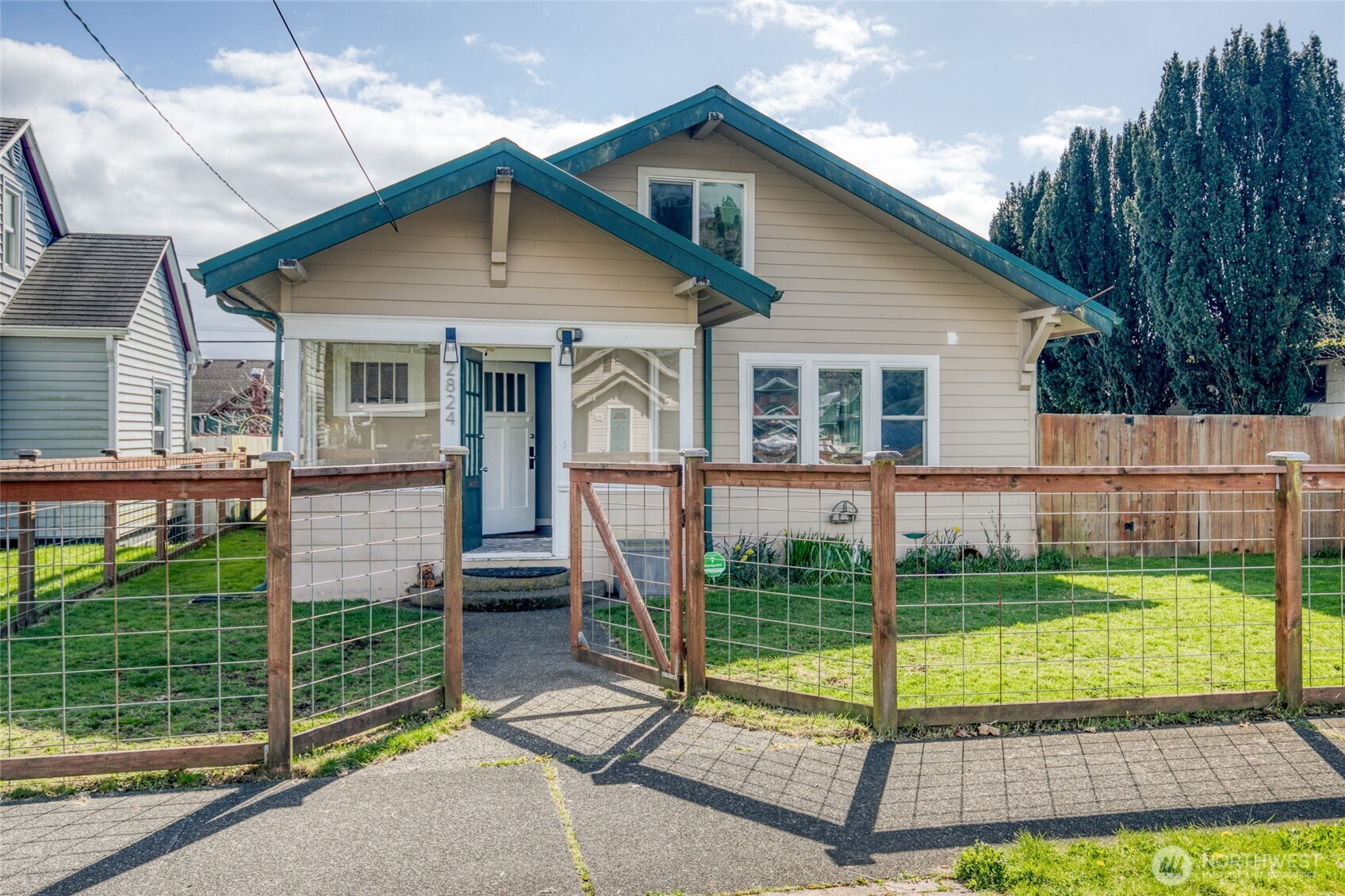 2824 Aberdeen Avenue, Hoquiam, WA 98550