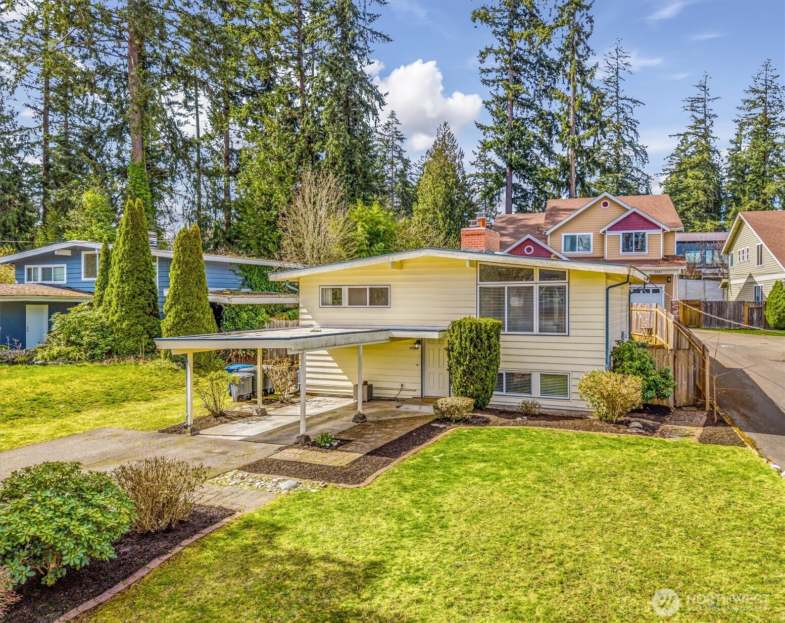 3953 153rd Avenue SE, Bellevue, WA 98006