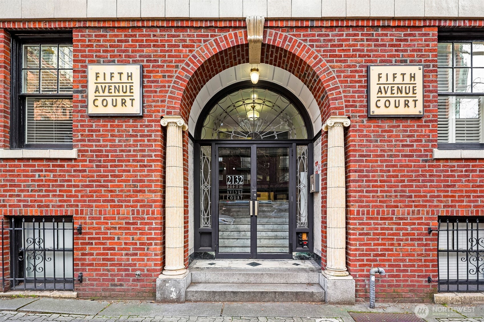 2132 5th Avenue, Seattle, WA 98121