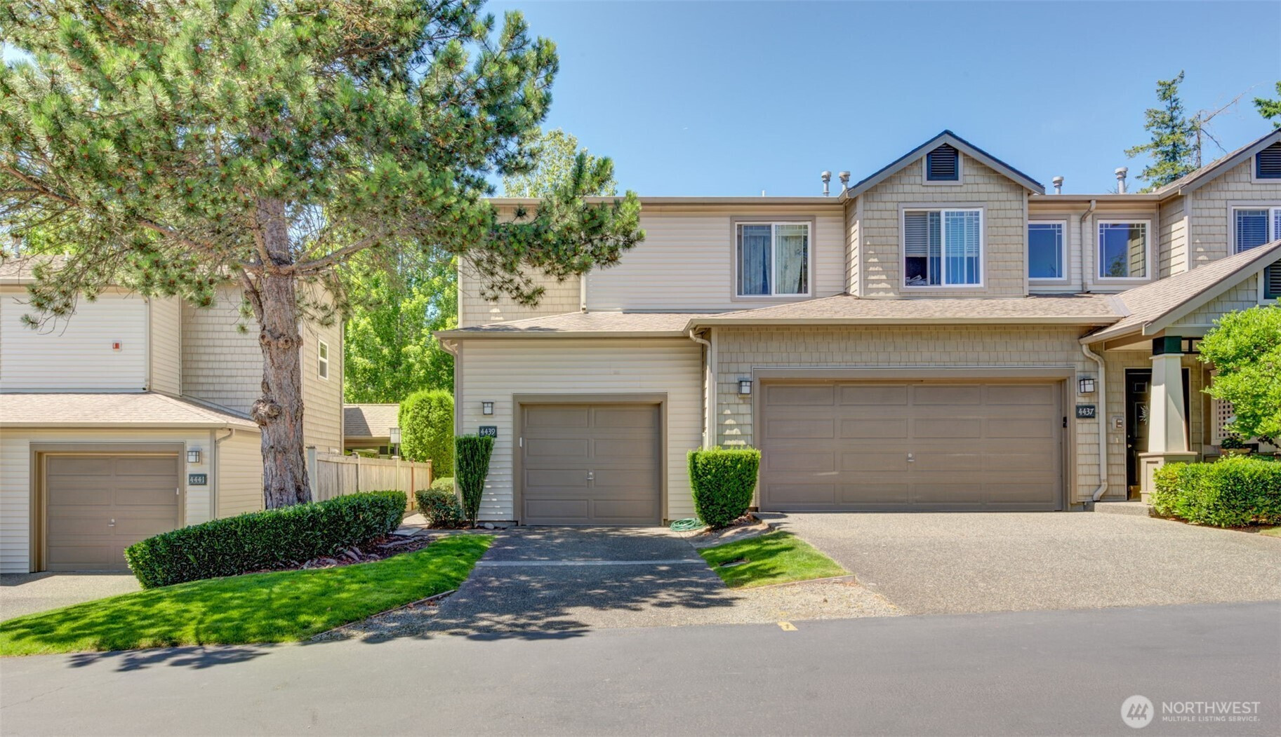 4439 248th Lane SE, Sammamish, WA 98029