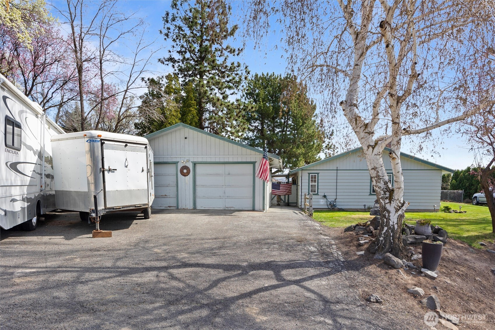 705 N 12th Street, Selah, WA 98942