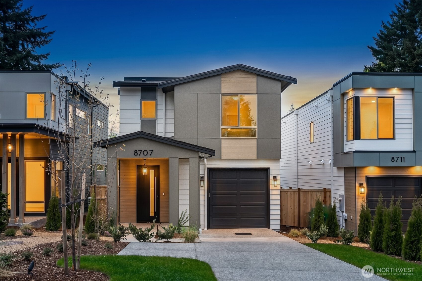 8707 126th Avenue NE, Kirkland, WA 98033