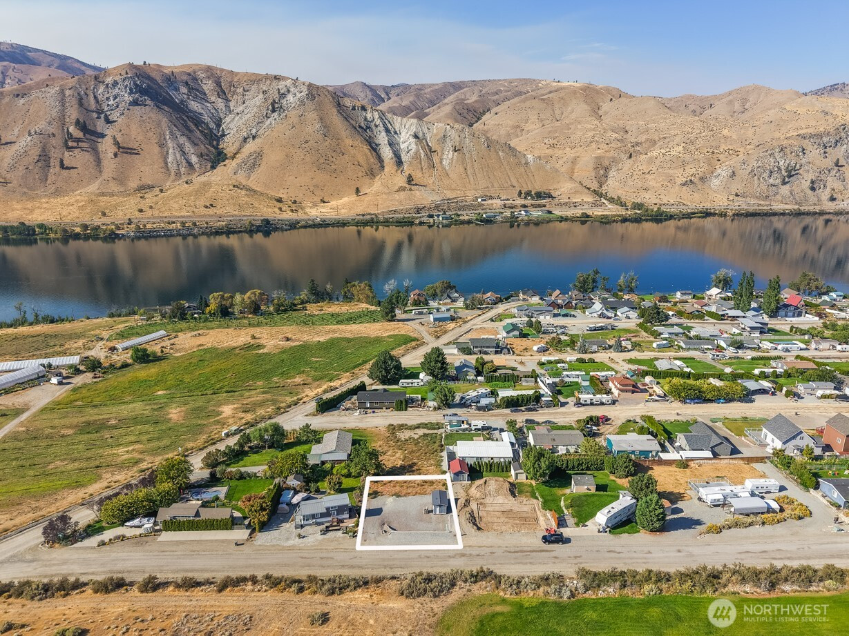 105 Crestview Drive, Orondo, WA 98843