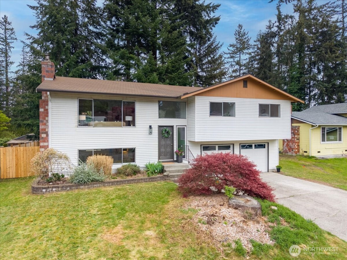 18015 56th Avenue W, Lynnwood, WA 98037