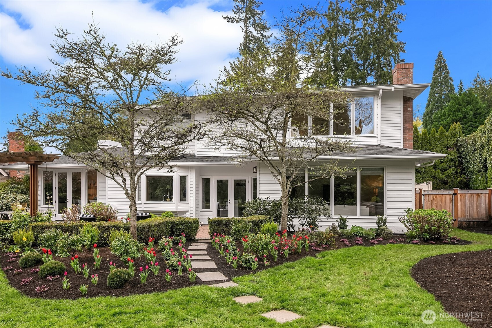 838 Evergreen Point Road, Medina, WA 98039