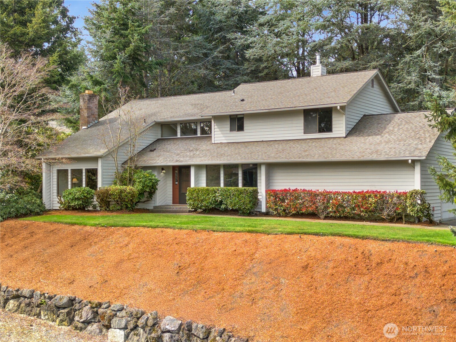 6802 Twin Hills Drive W, University Place, WA 98467