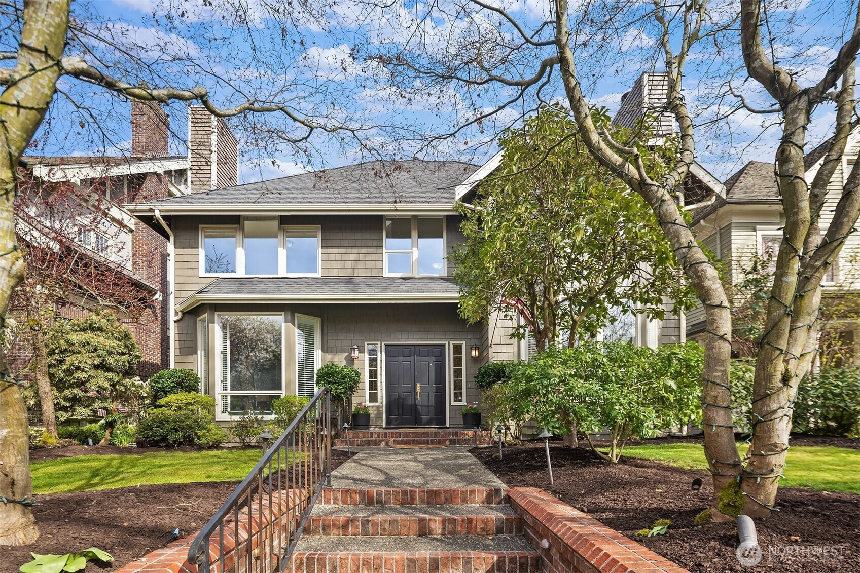 928 17th Avenue E, Seattle, WA 98112