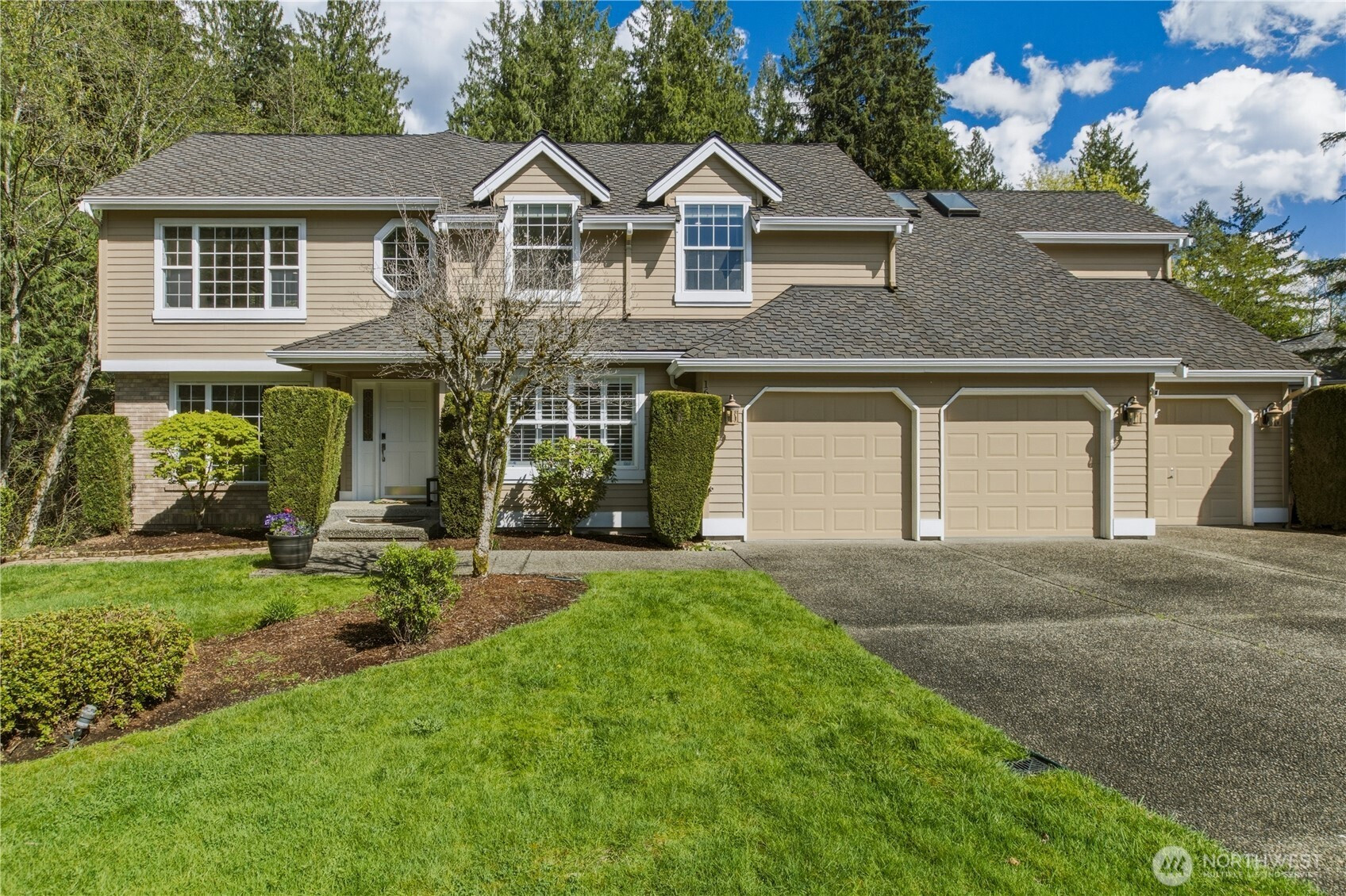16038 SE 127Th Place, Renton, WA 98059