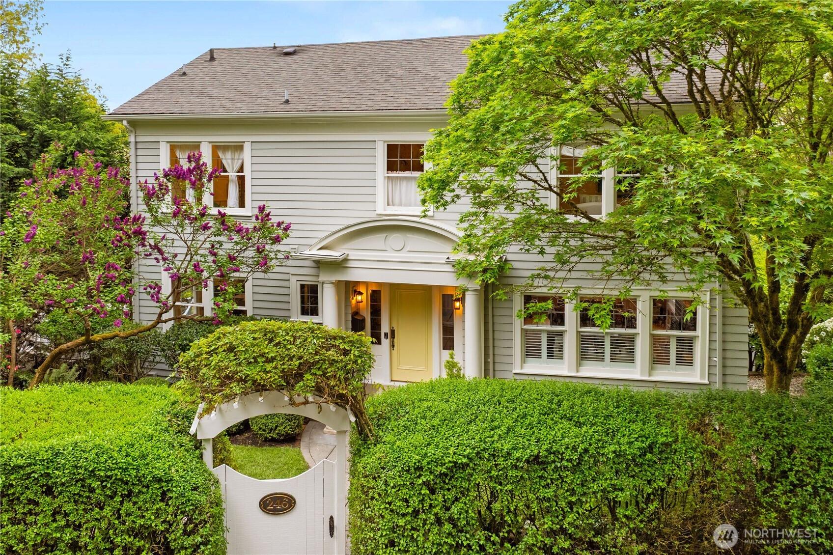 246 Dorffel Drive E, Seattle, WA 98112