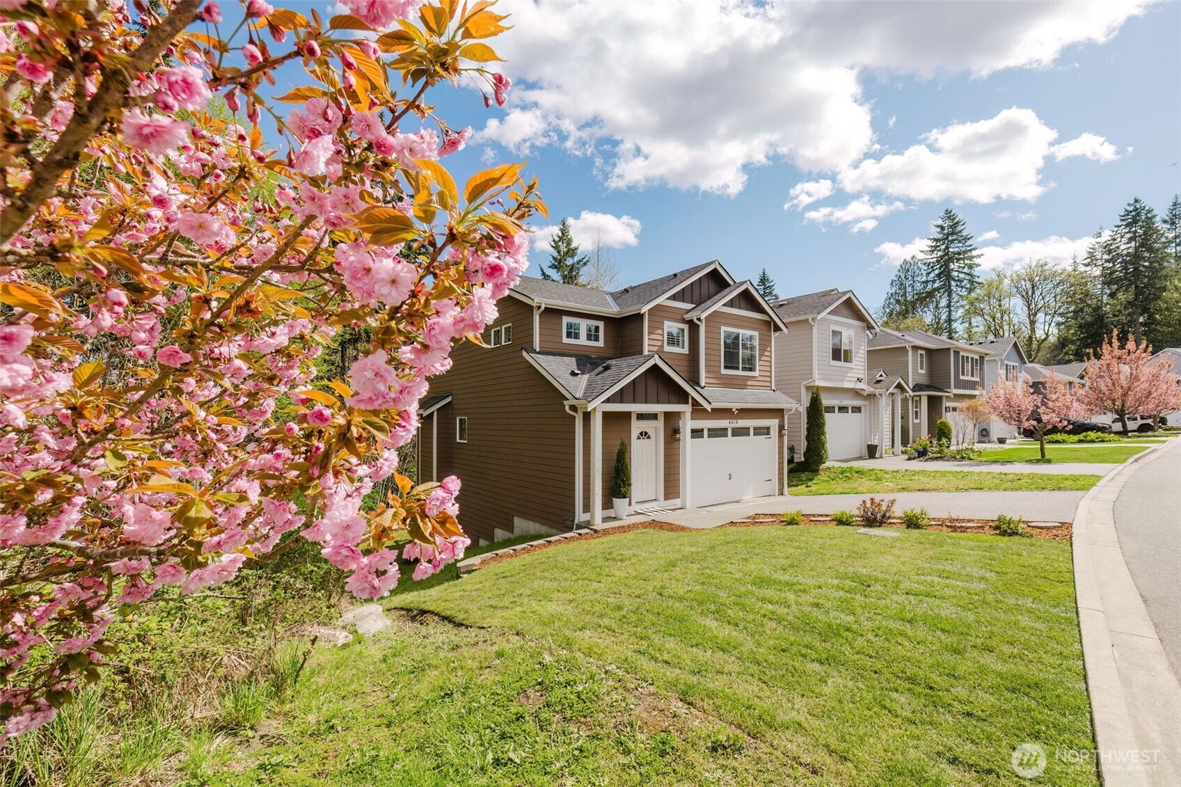 4919 Onalaska Loop SE, Port Orchard, WA 98367