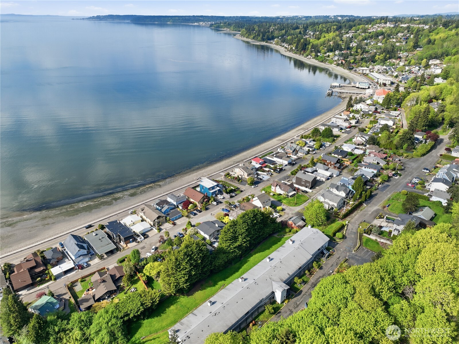 28701 6th Place S, Des Moines, WA 98198