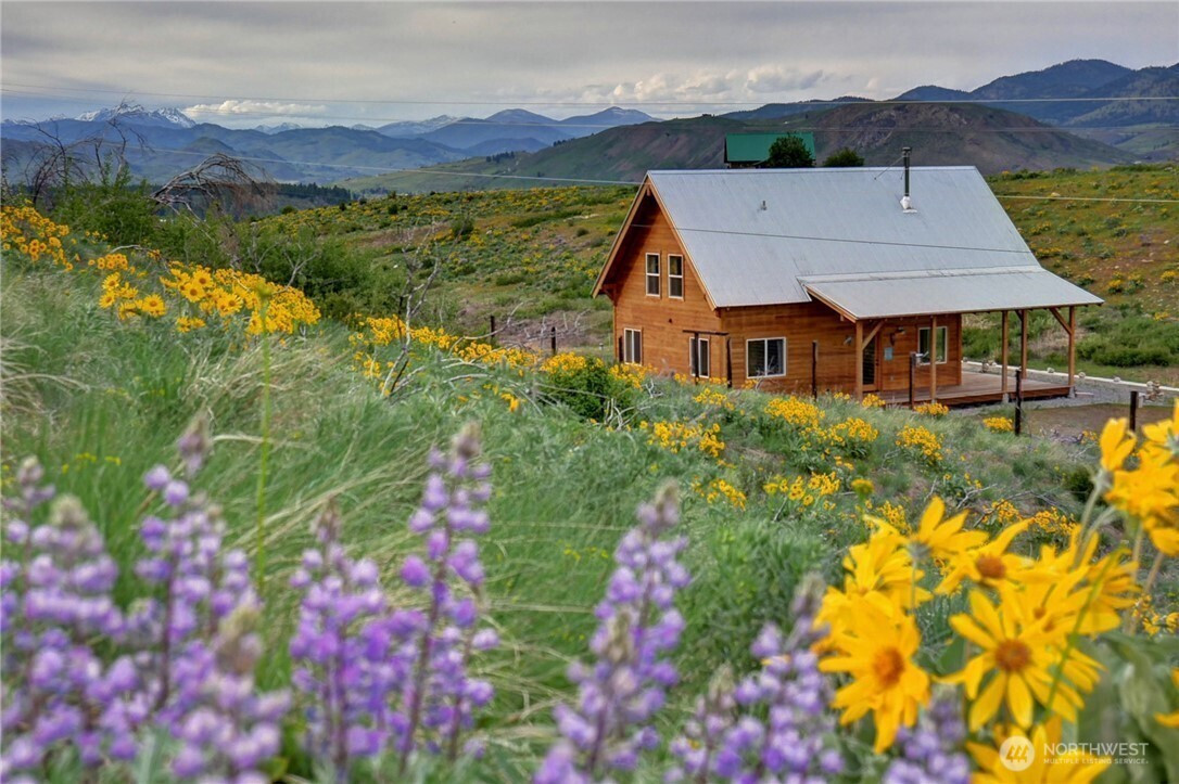 21 Grouse Hollow Lane, Twisp, WA 98856