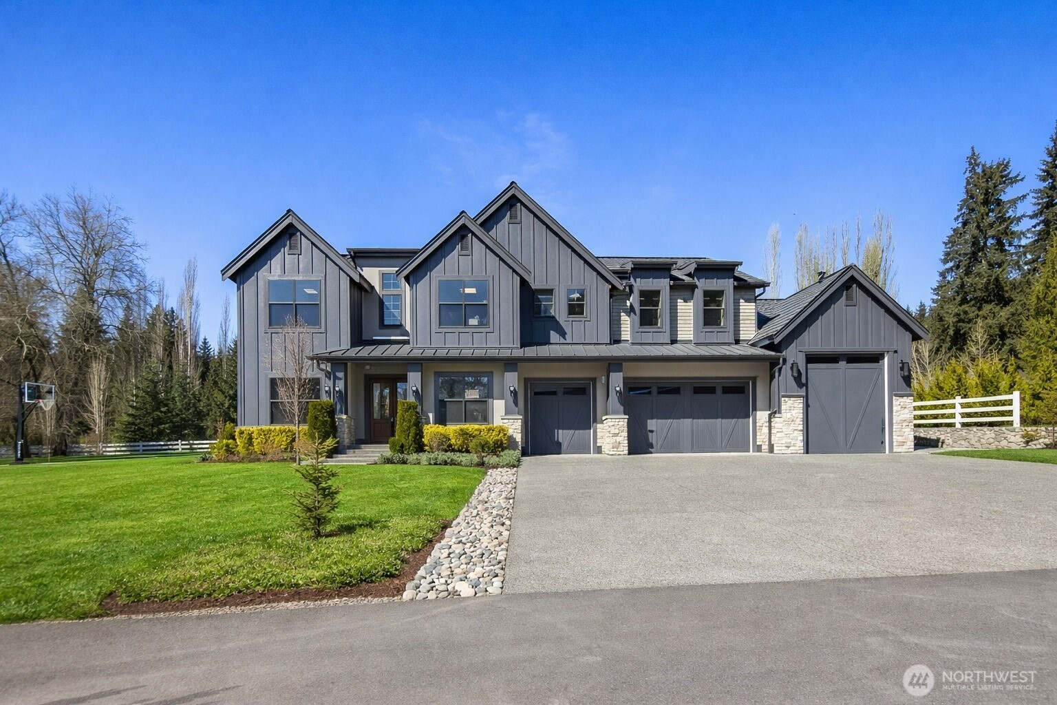 11688 NE 33rd St., Bellevue, WA 98005