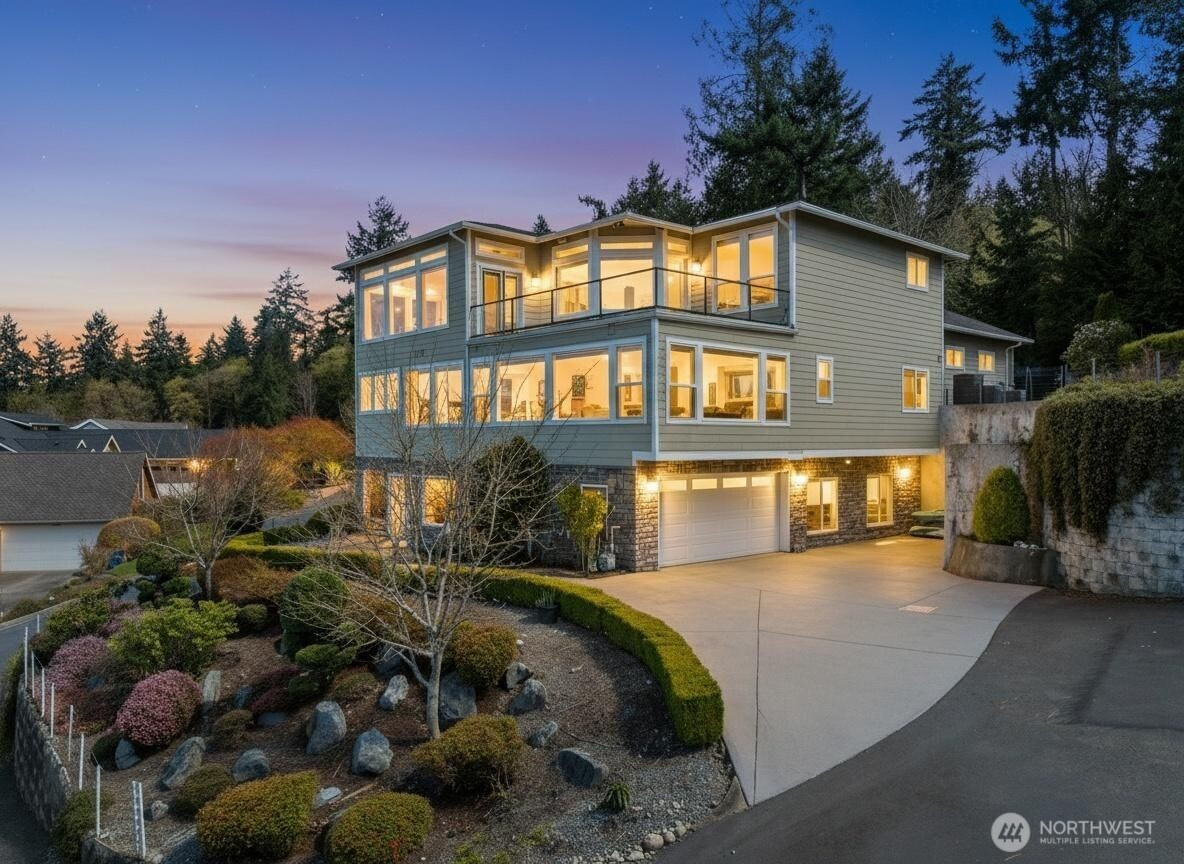 2318 Sunnyside Heights Drive, Steilacoom, WA 98388