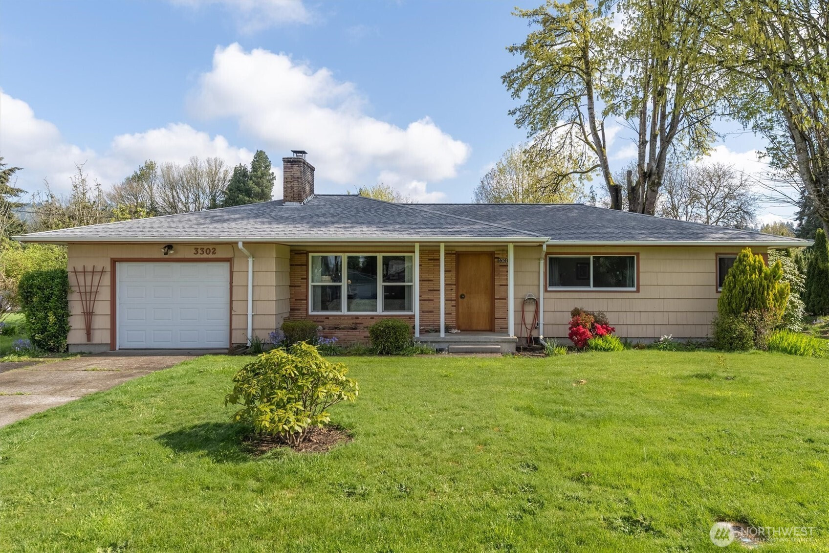 3302 Pine Street, Longview, WA 98632