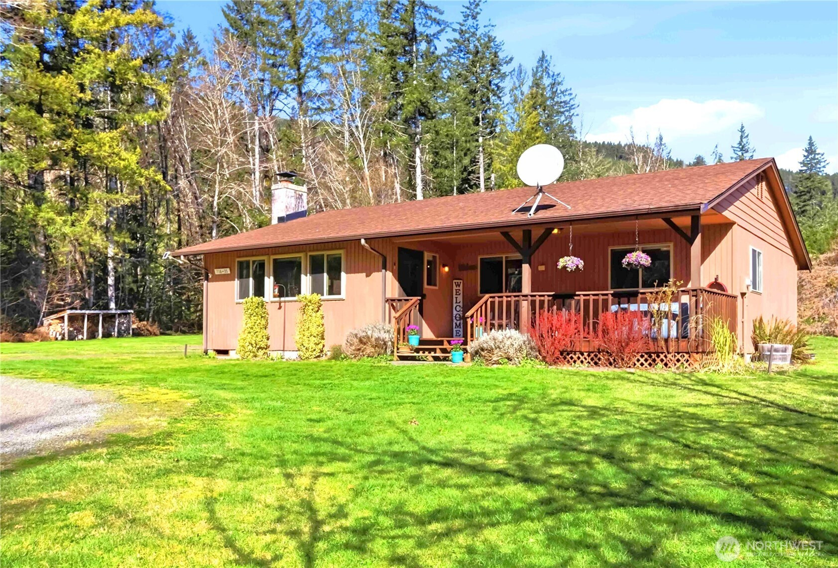 706 Falls Road, Randle, WA 98377