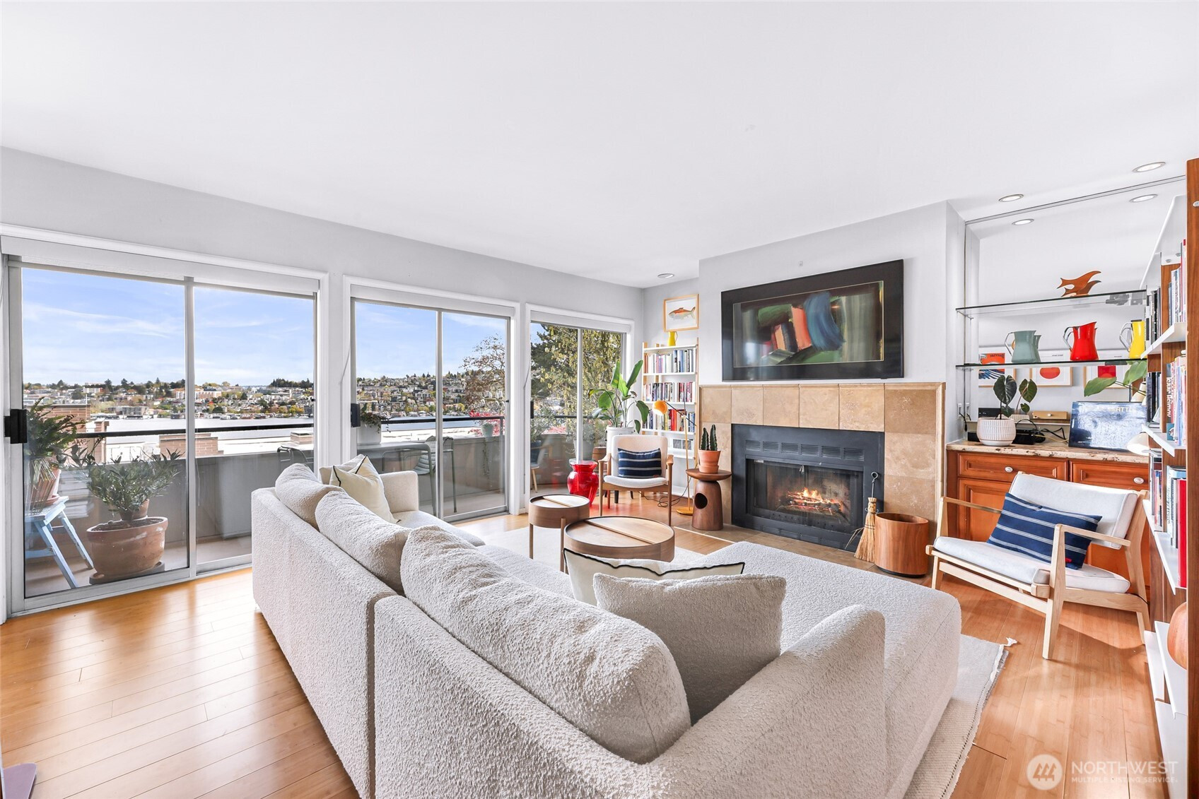 2134 Waverly Place N, Seattle, WA 98109