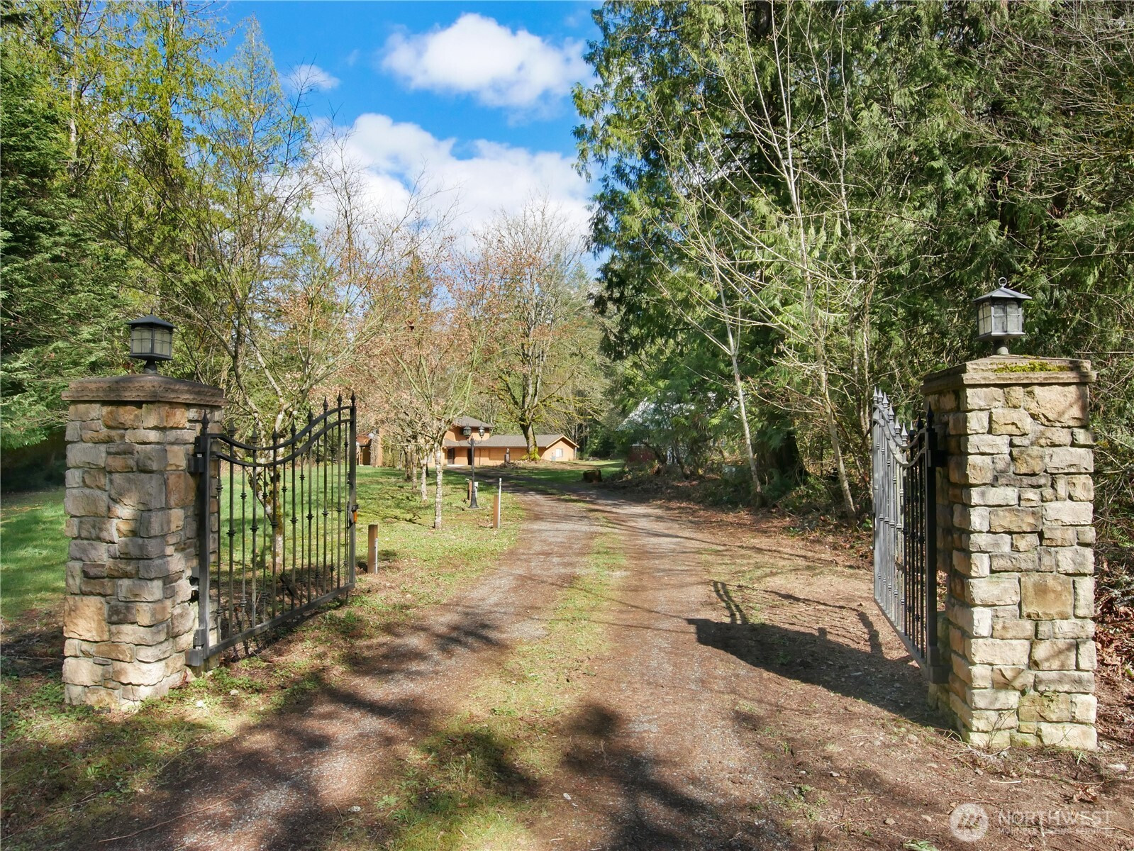 23920 SE 371 Street, Enumclaw, WA 98022