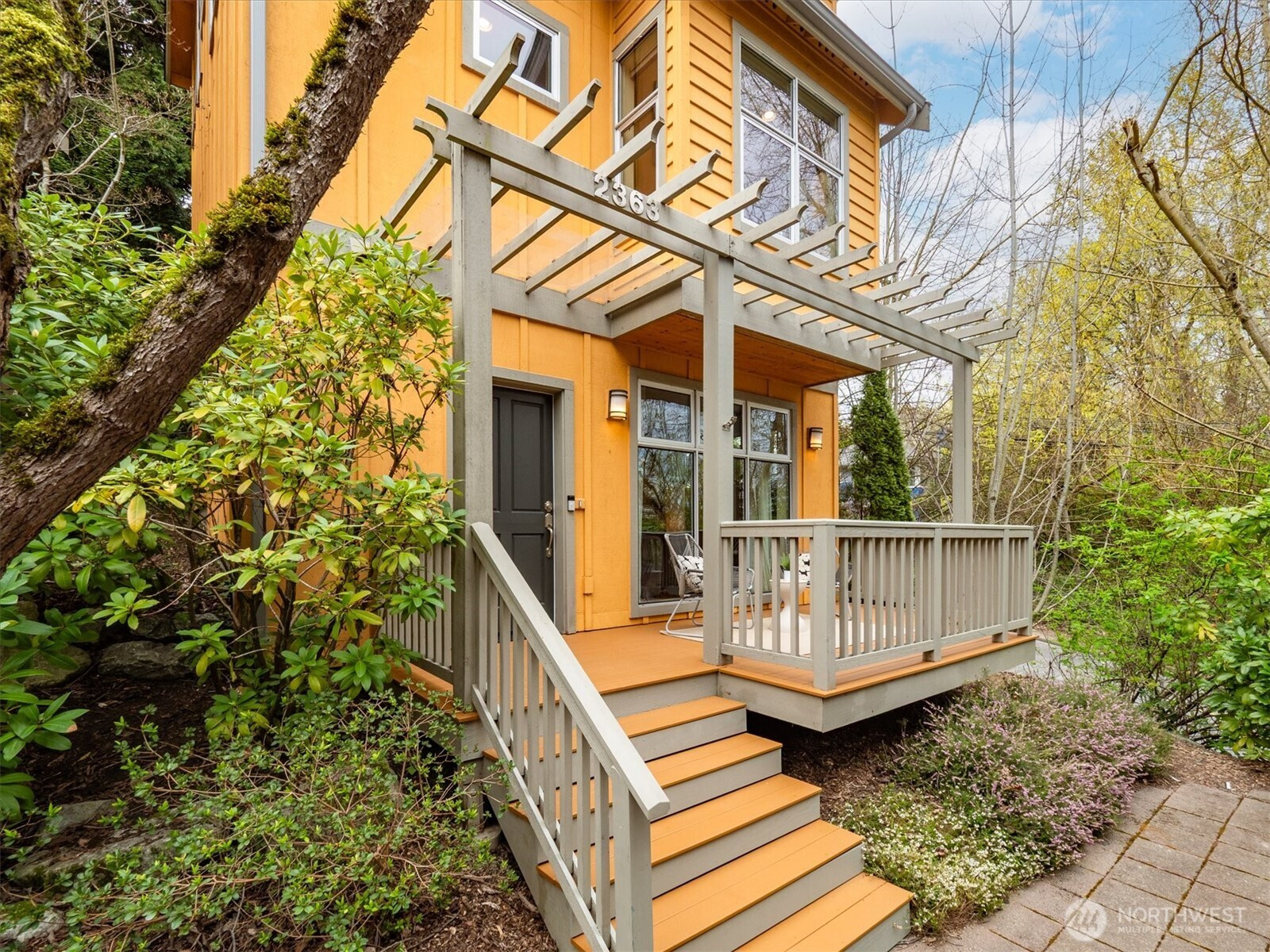 2363 S McClellan Street, Seattle, WA 98144