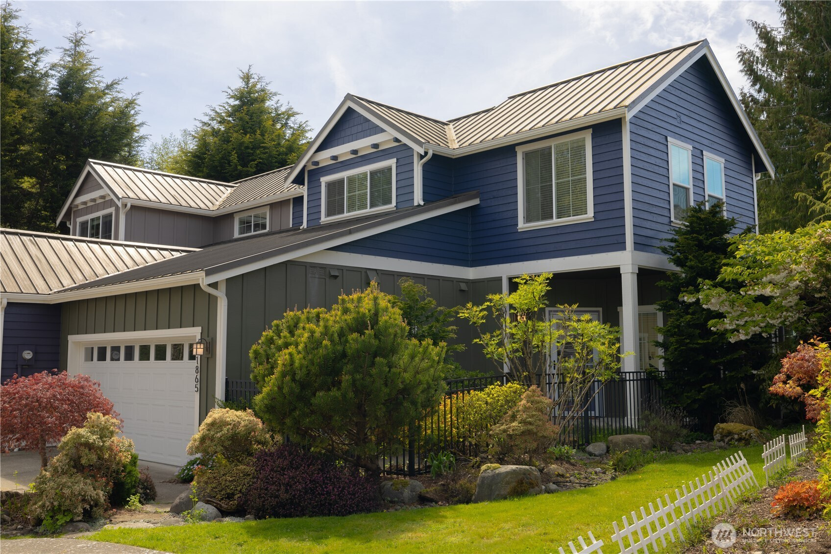 1865 Sakai Village Loop NE, Bainbridge Island, WA 98110