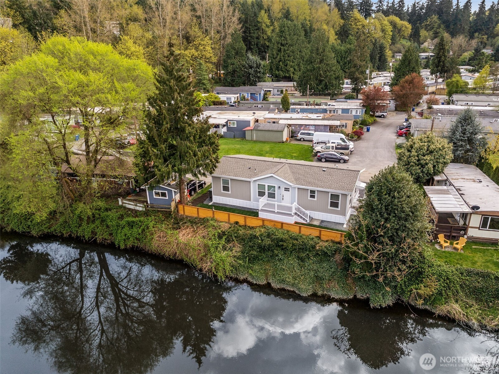 11510 E Riverside Drive, Bothell, WA 98011