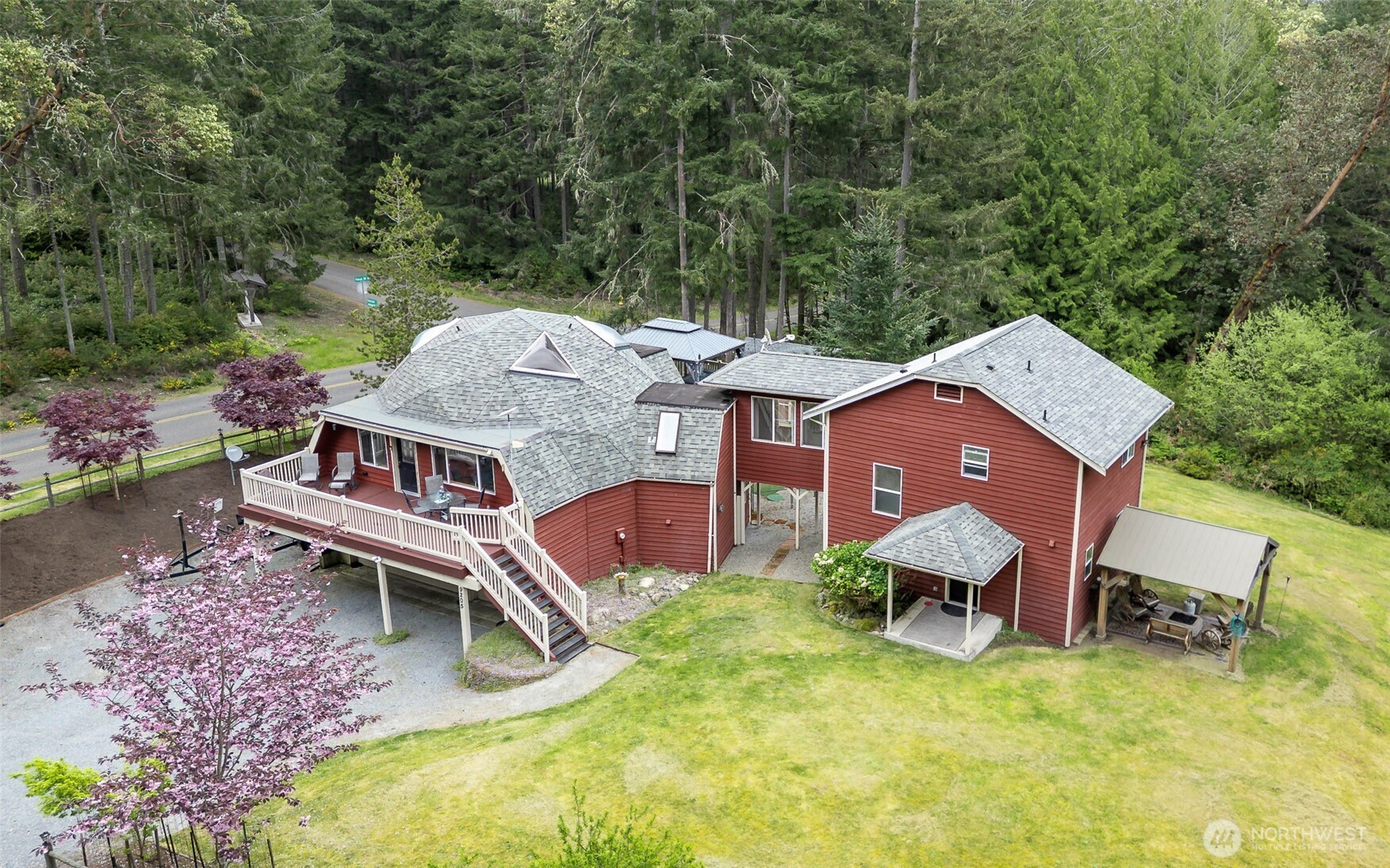 9203 Kootenai Drive, Anderson Island, WA 98303