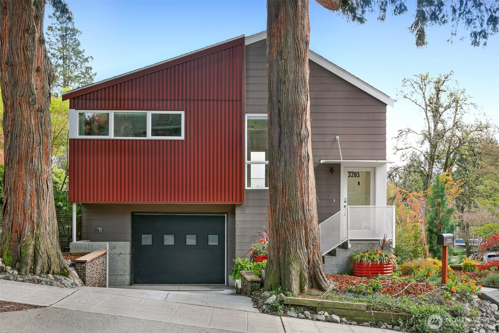 3203 E James Street, Seattle, WA 98122