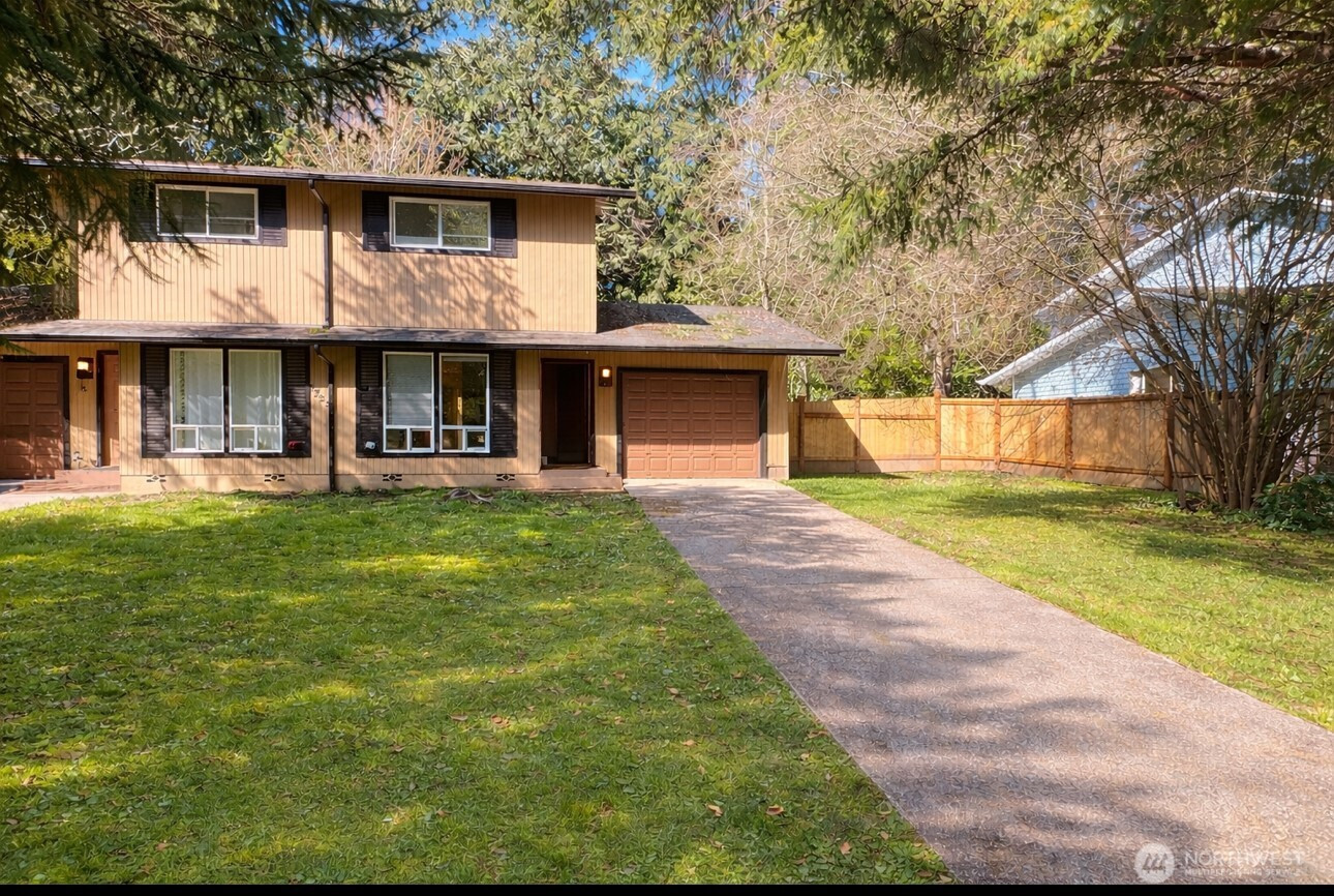 5323 Rumac Street SE, Lacey, WA 98513