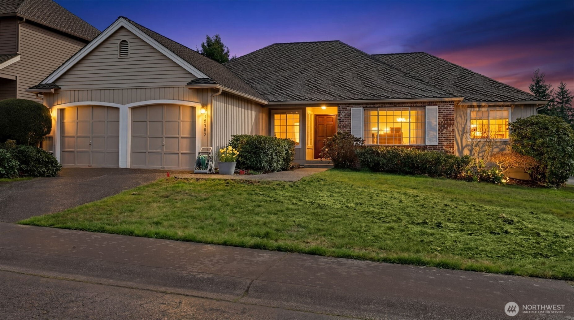 10303 SE 210th Place, Kent, WA 98031