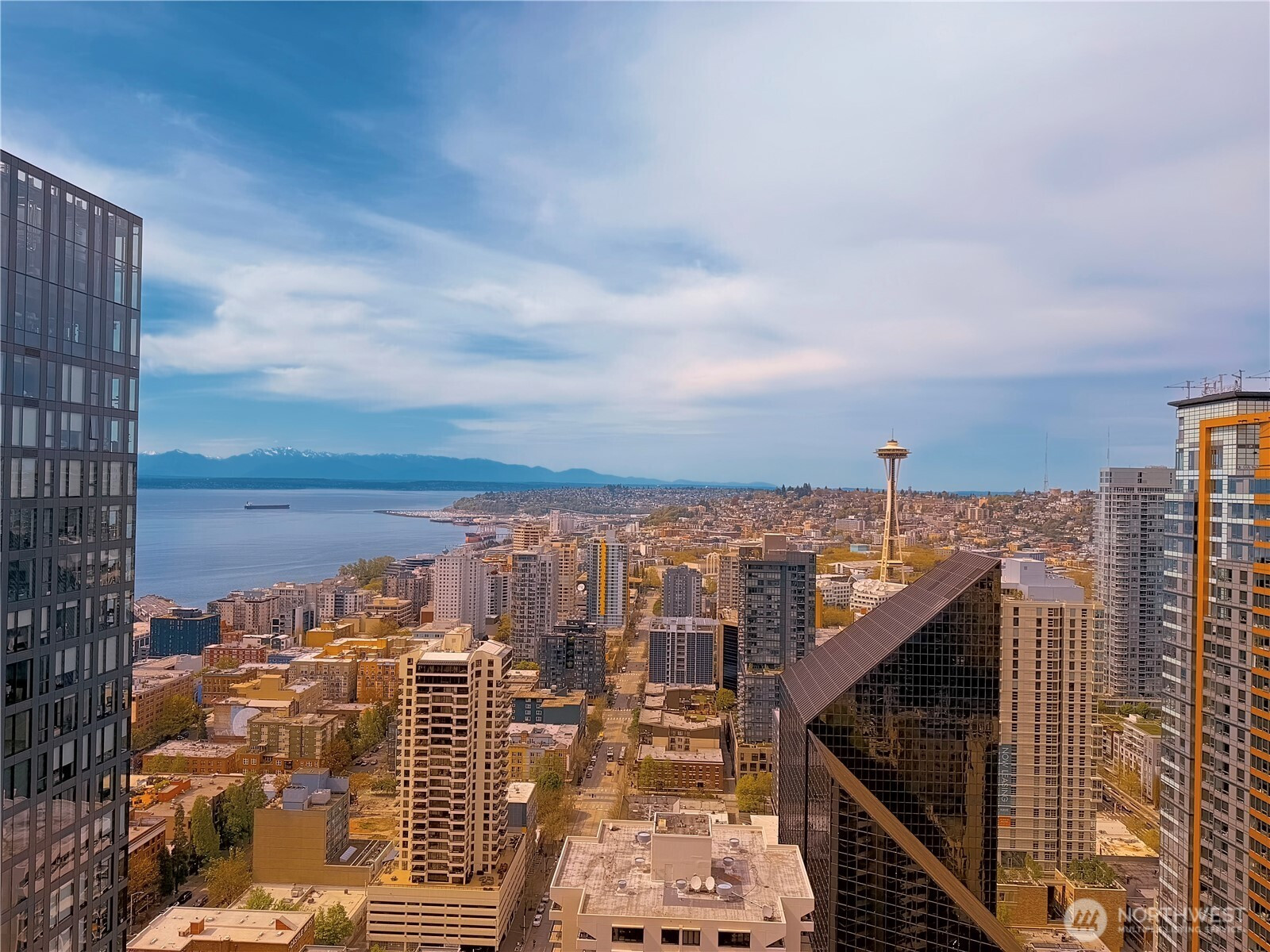 300 Virginia Street, Seattle, WA 98121