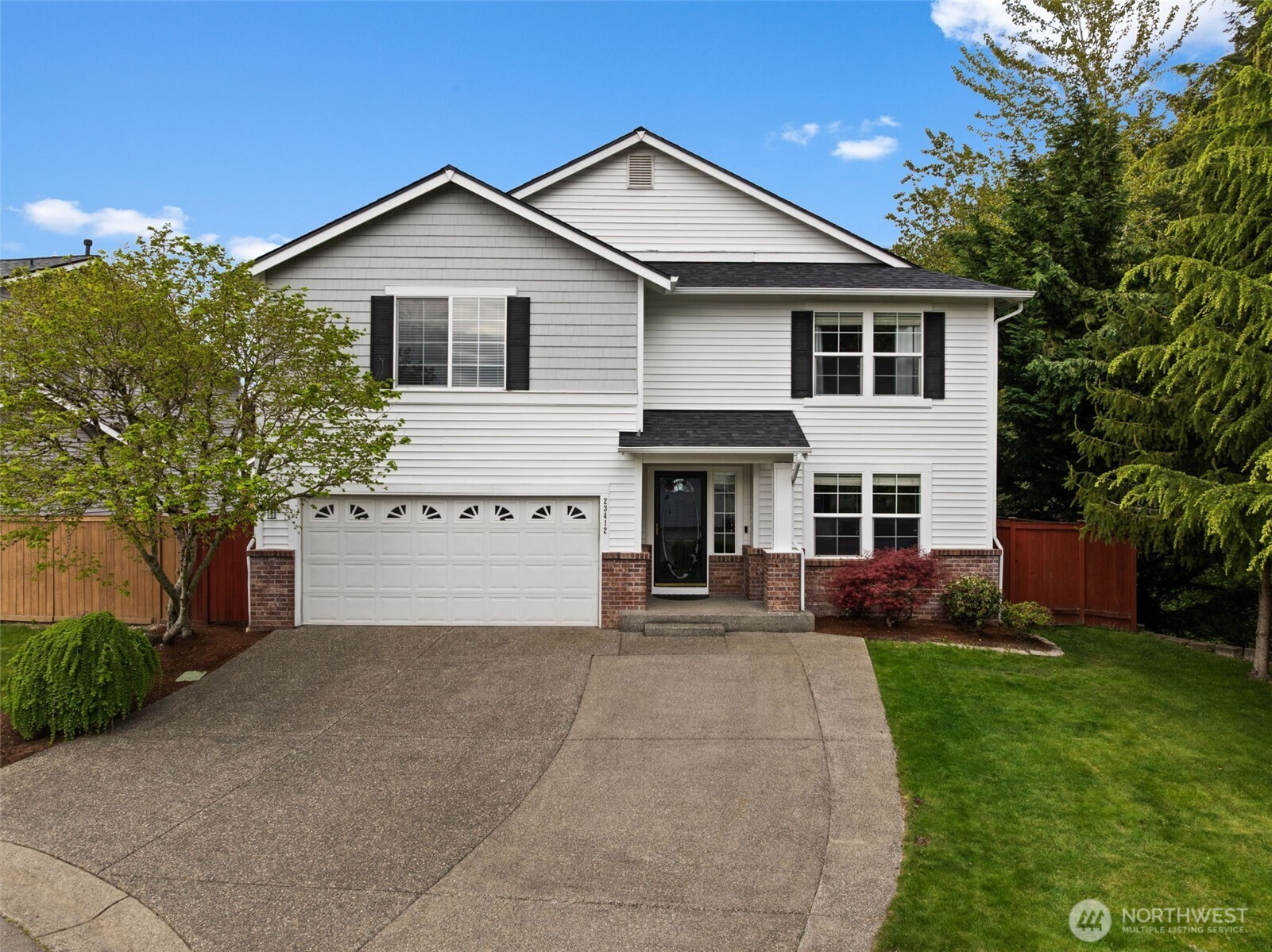 23412 SE 260th Court, Maple Valley, WA 98038